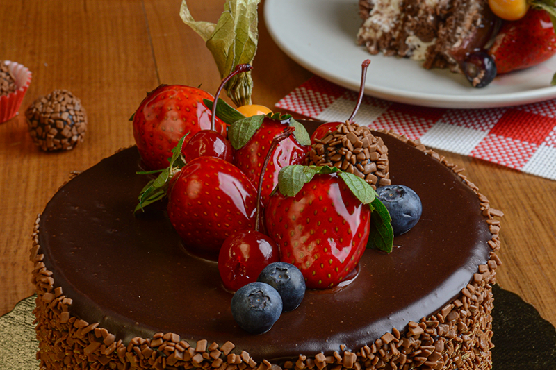 Brigadeiro-com-morango-1