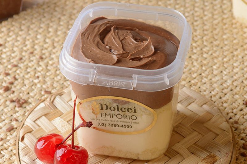 bolo-de-pote-de-ninho-com-trufa-1